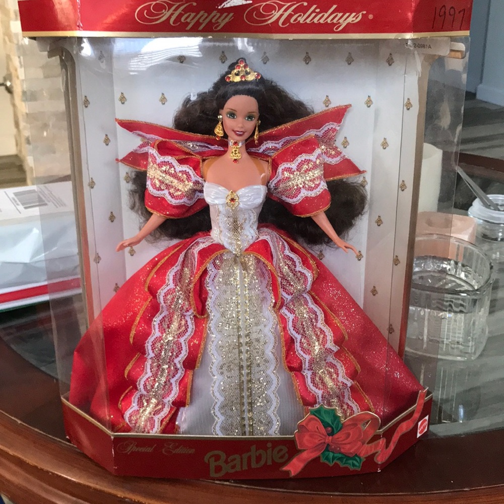 🎄VINTAGE 1997 HOLIDAY BARBIE🎄EXCELLENT CONDITION! NEVER REMOVED FROM BOX